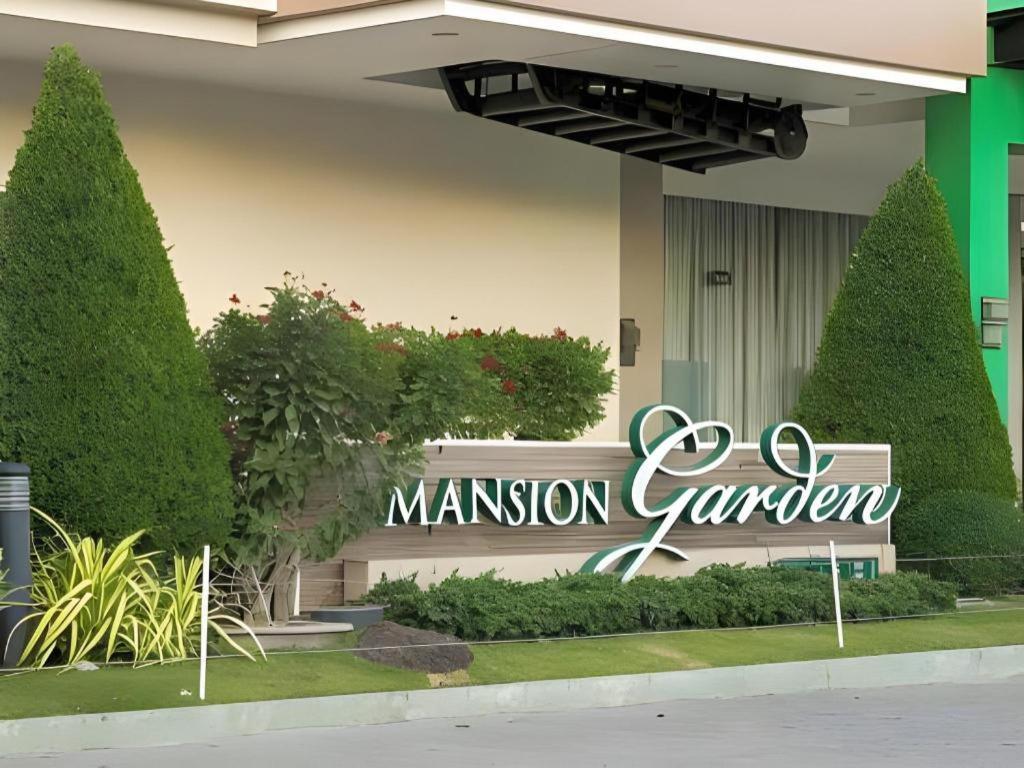 Mansion Garden Hotel Olongapo Buitenkant foto